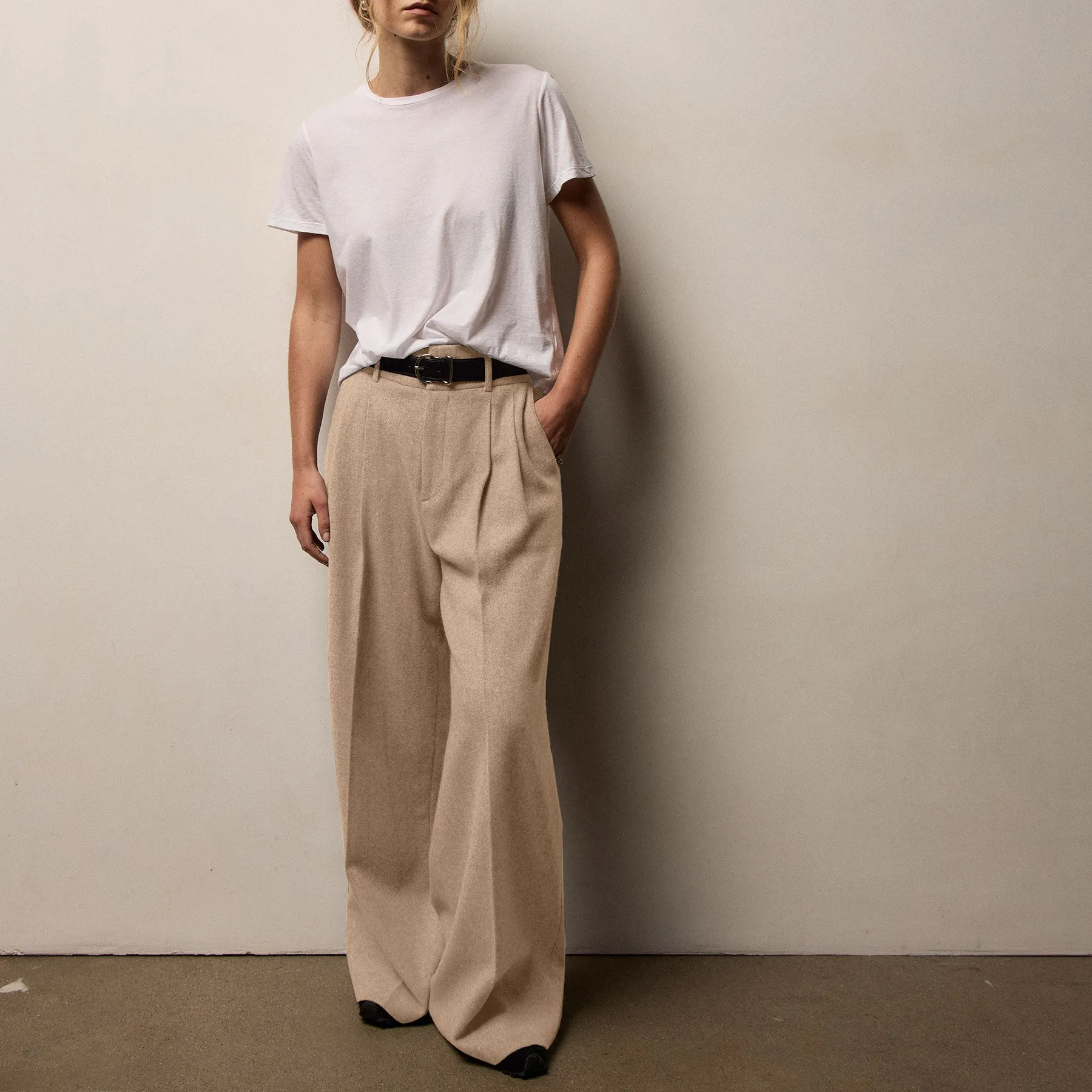 Wool Cashmere Blend Pleated Trouser - Coffee sold by James Perse product image thumbnail 2