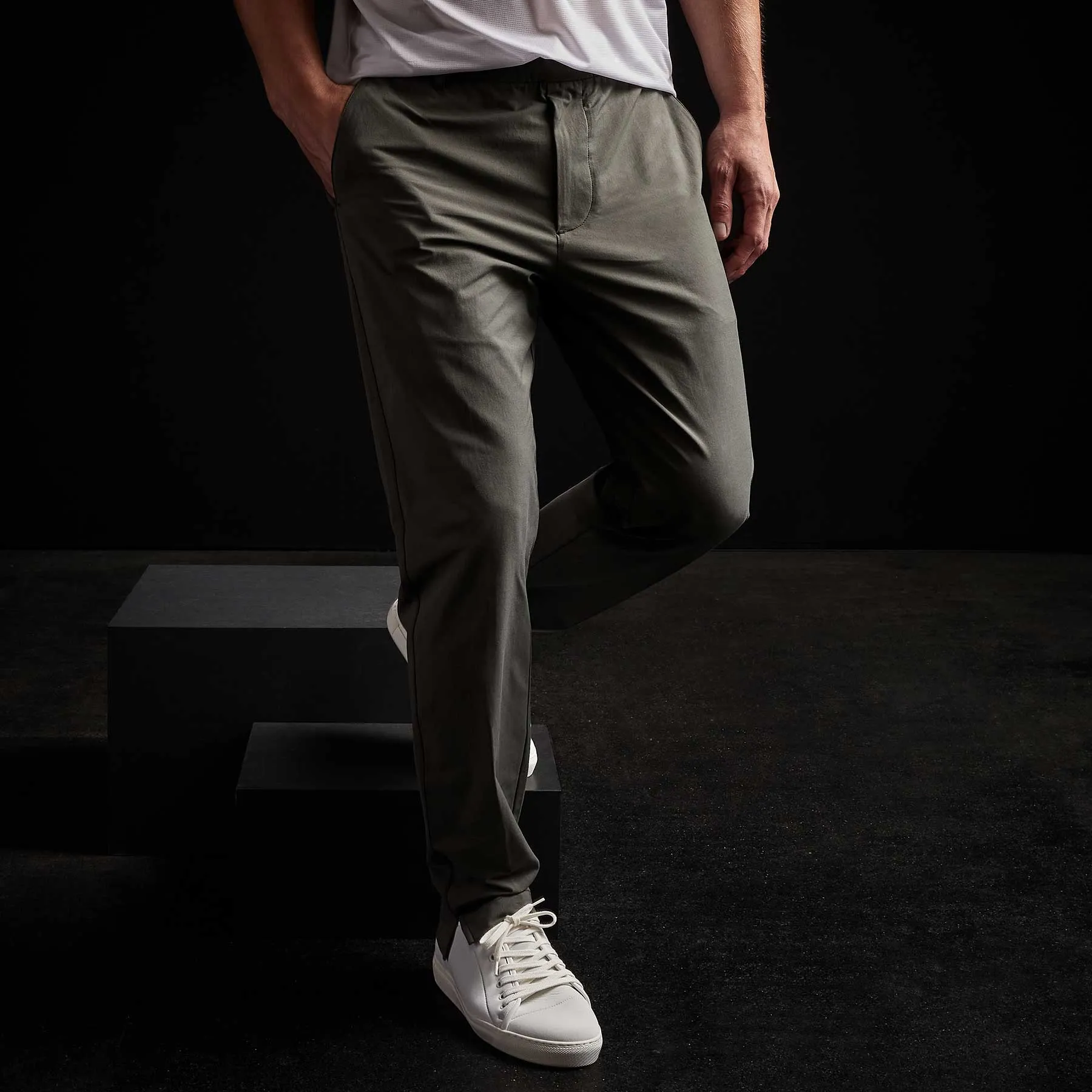 Performance Trouser - Tent sold by James Perse