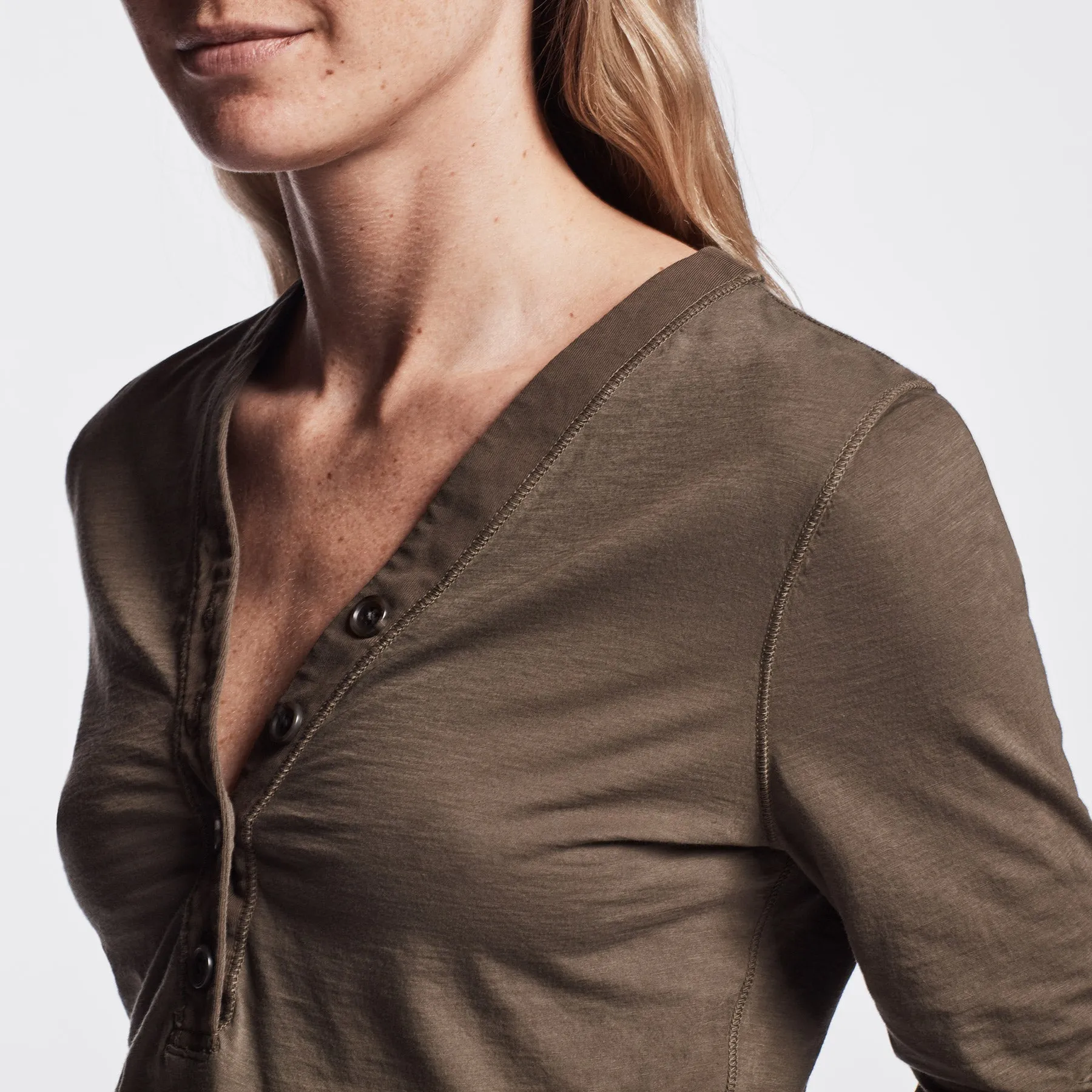 Featherweight Jersey Henley - Army Green sold by James Perse product image thumbnail 4