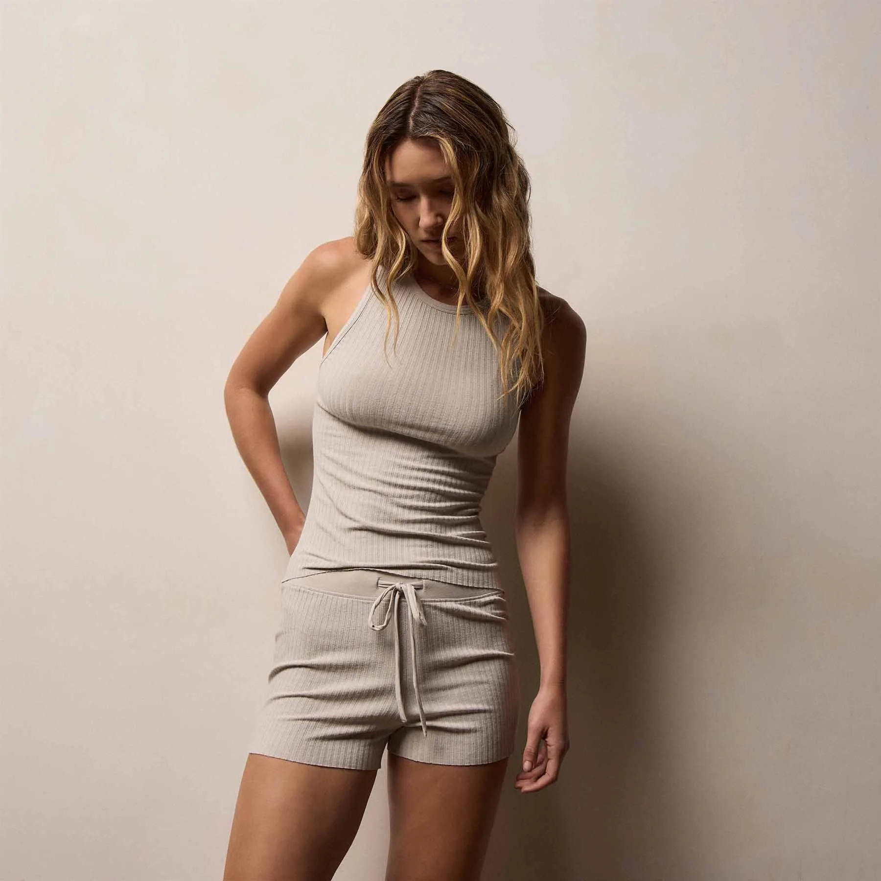 Large Rib Lounge Tank - Salt sold by James Perse