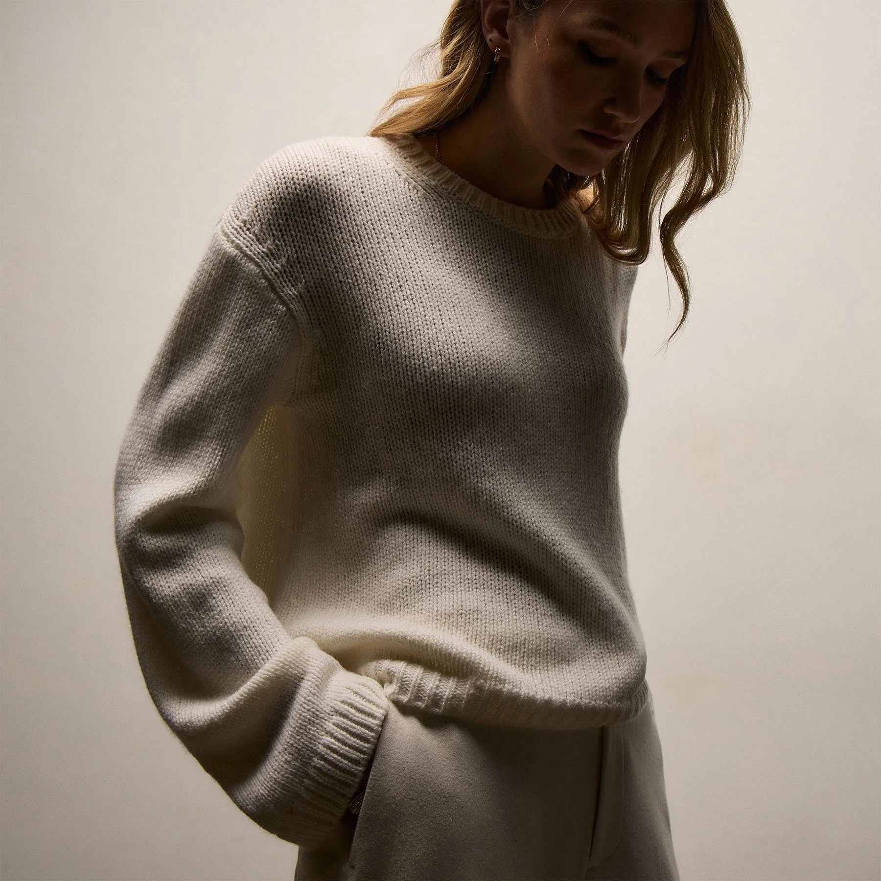 Chunky Italian Spun Cashmere Crew - Ivory sold by James Perse product image thumbnail 3