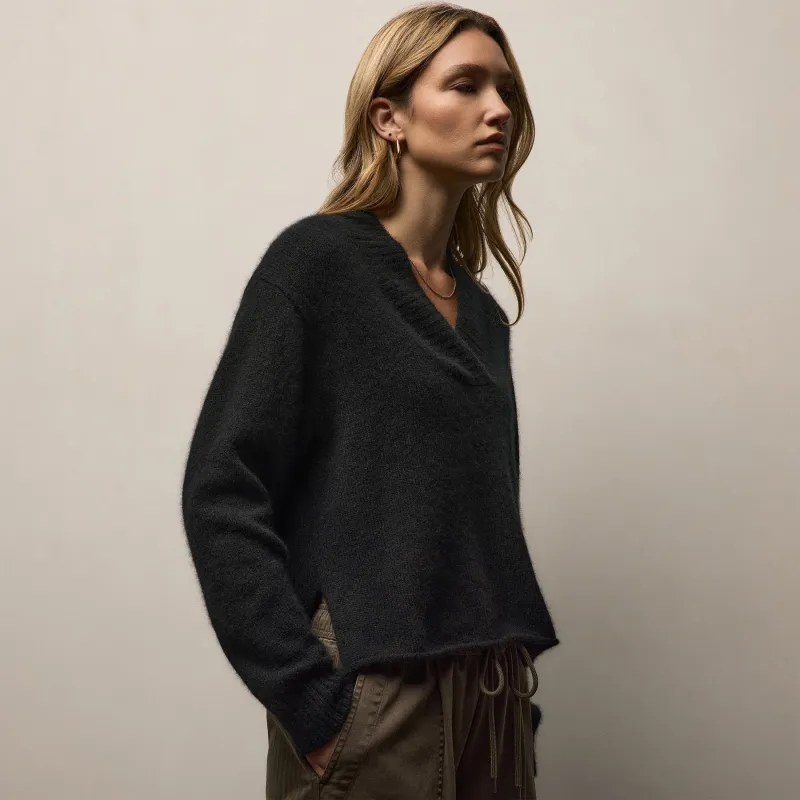 Lightweight Textured Cashmere V Neck - True Black sold by James Perse