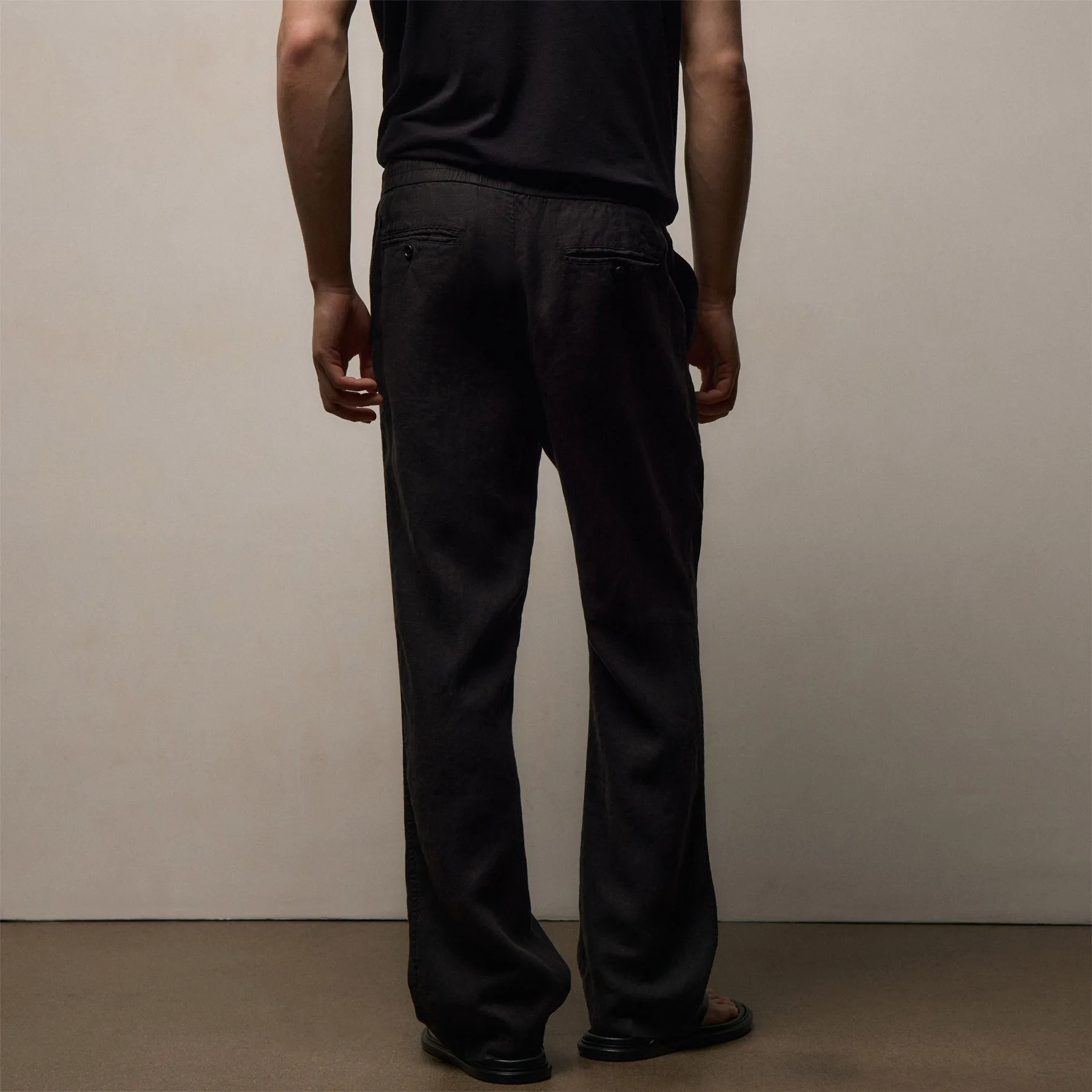 Lightweight Linen Pant - Black sold by James Perse product image thumbnail 3