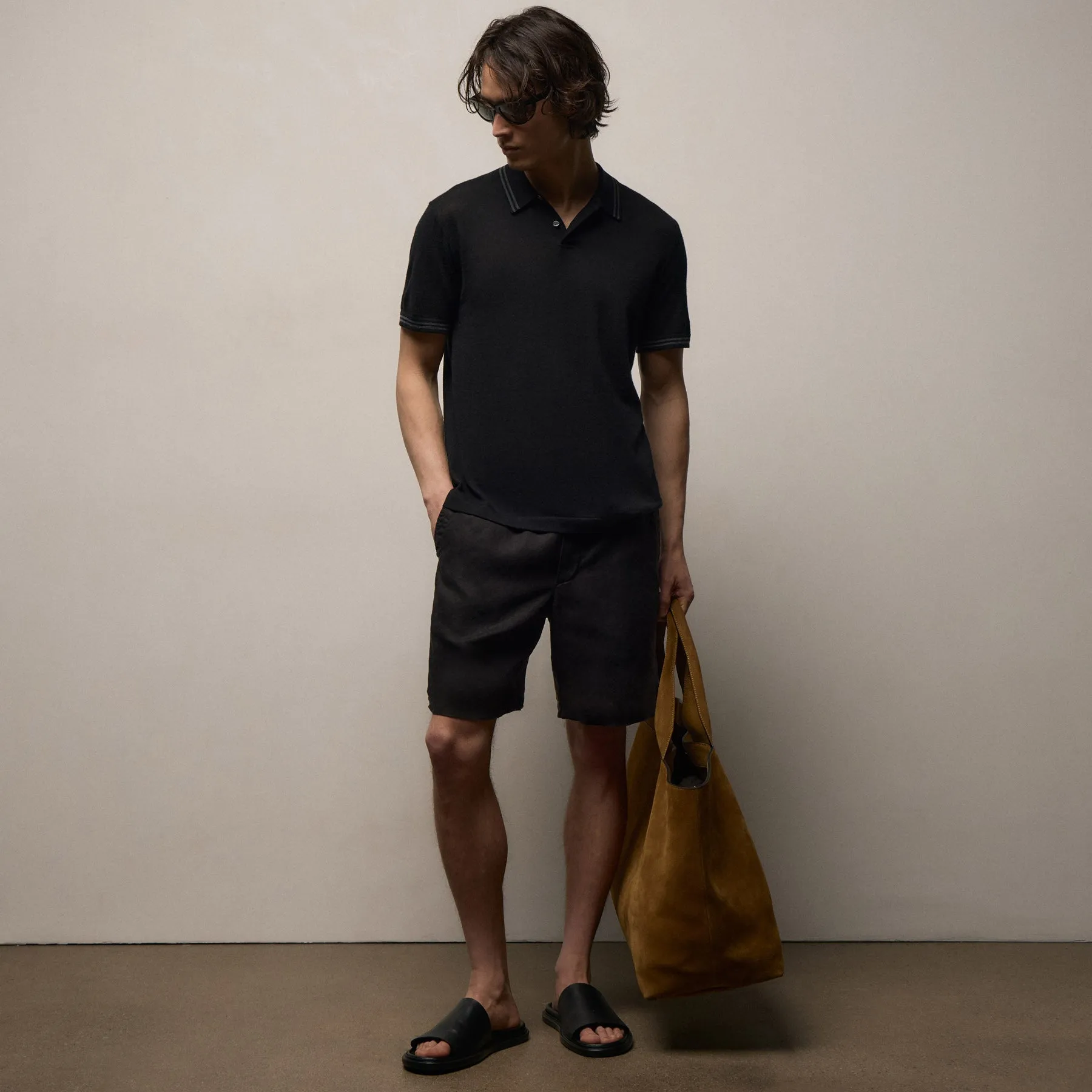 Lightweight Linen Relaxed Short - Black sold by James Perse product image thumbnail 3