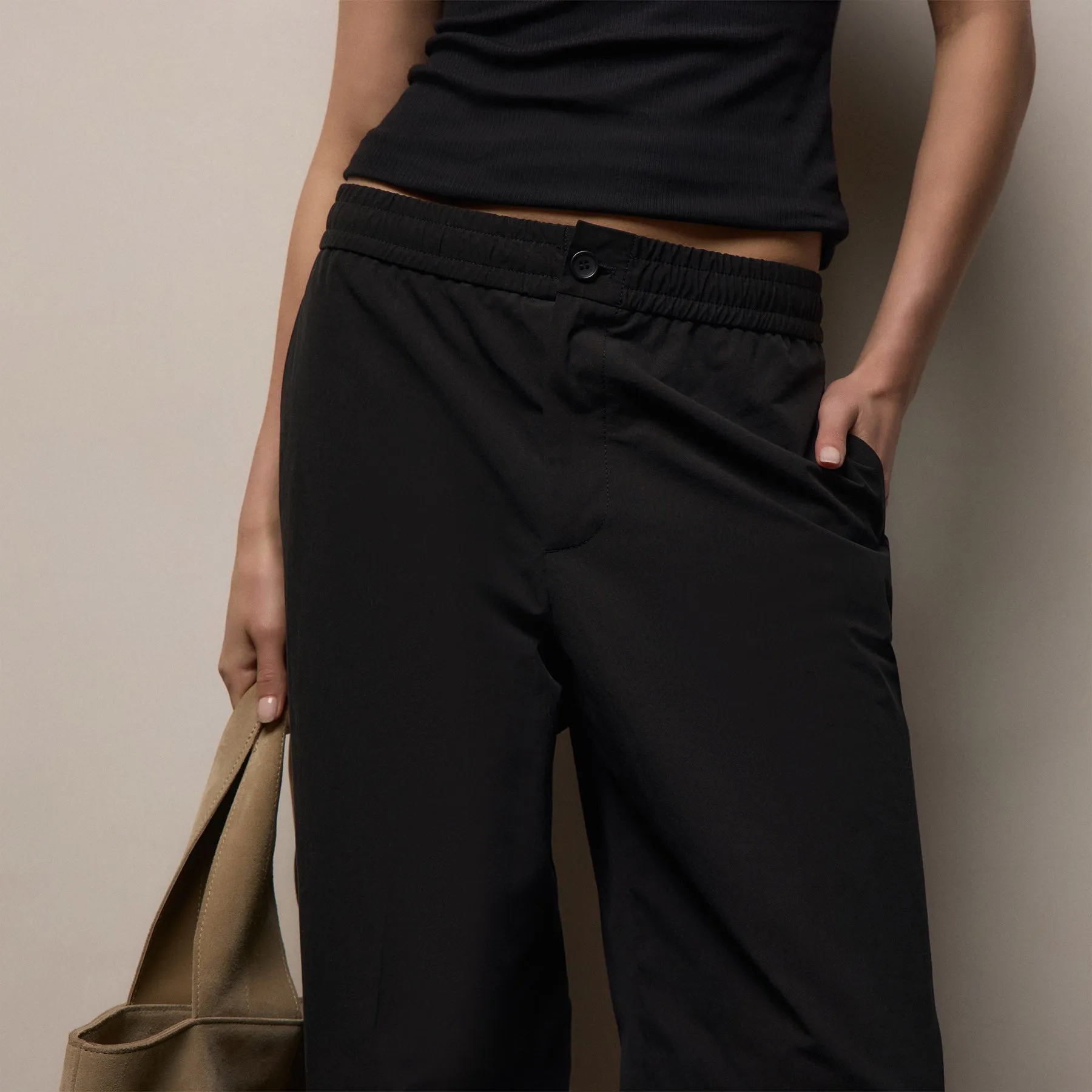 Italian Heavy Poplin Relaxed Pant - Black sold by James Perse product image thumbnail 2