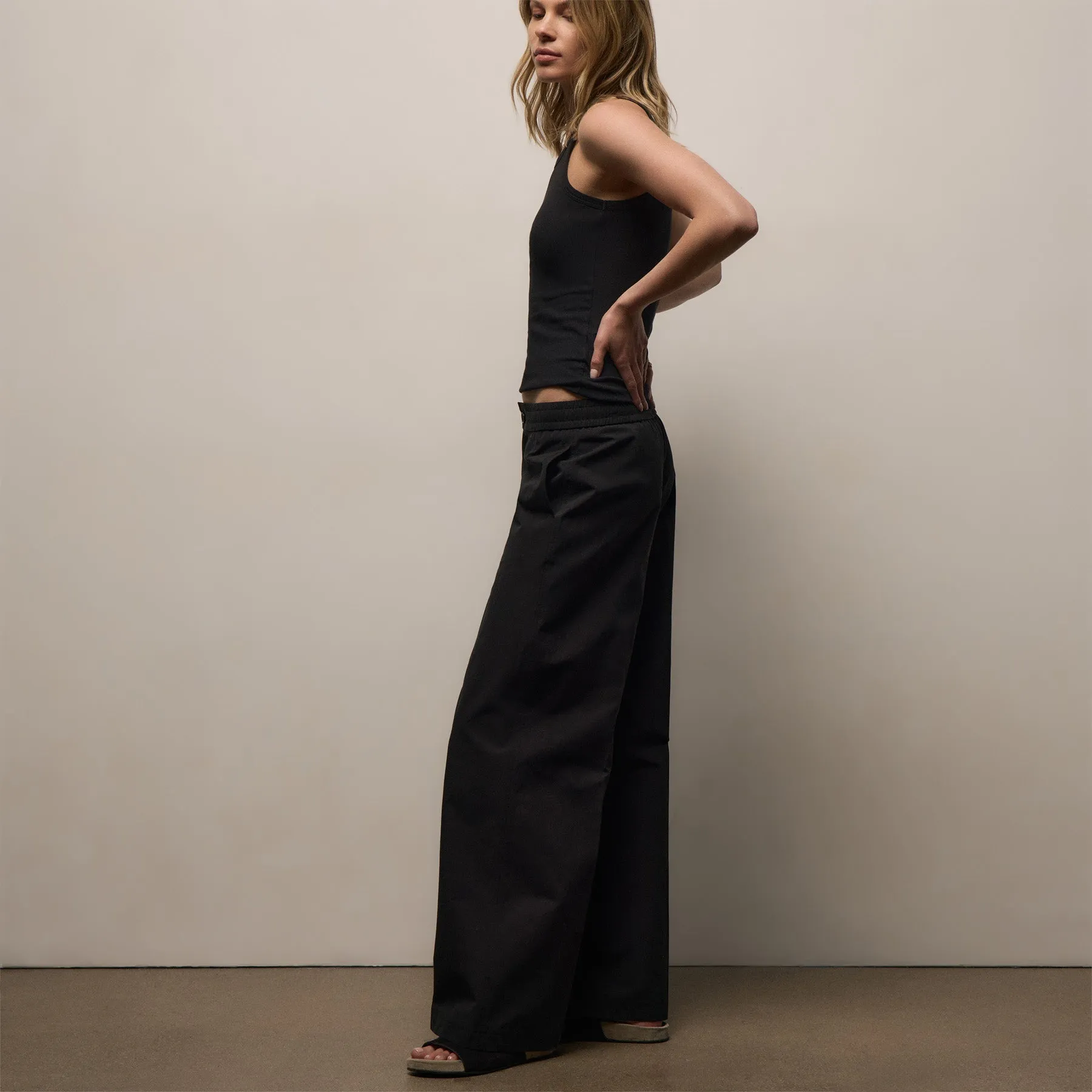 Italian Heavy Poplin Relaxed Pant - Black sold by James Perse product image thumbnail 4