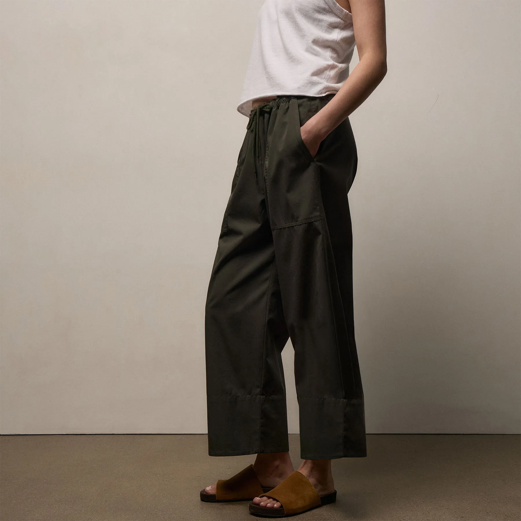 Fine Cotton Twill Crop Pant - Dark Olive sold by James Perse product image thumbnail 4