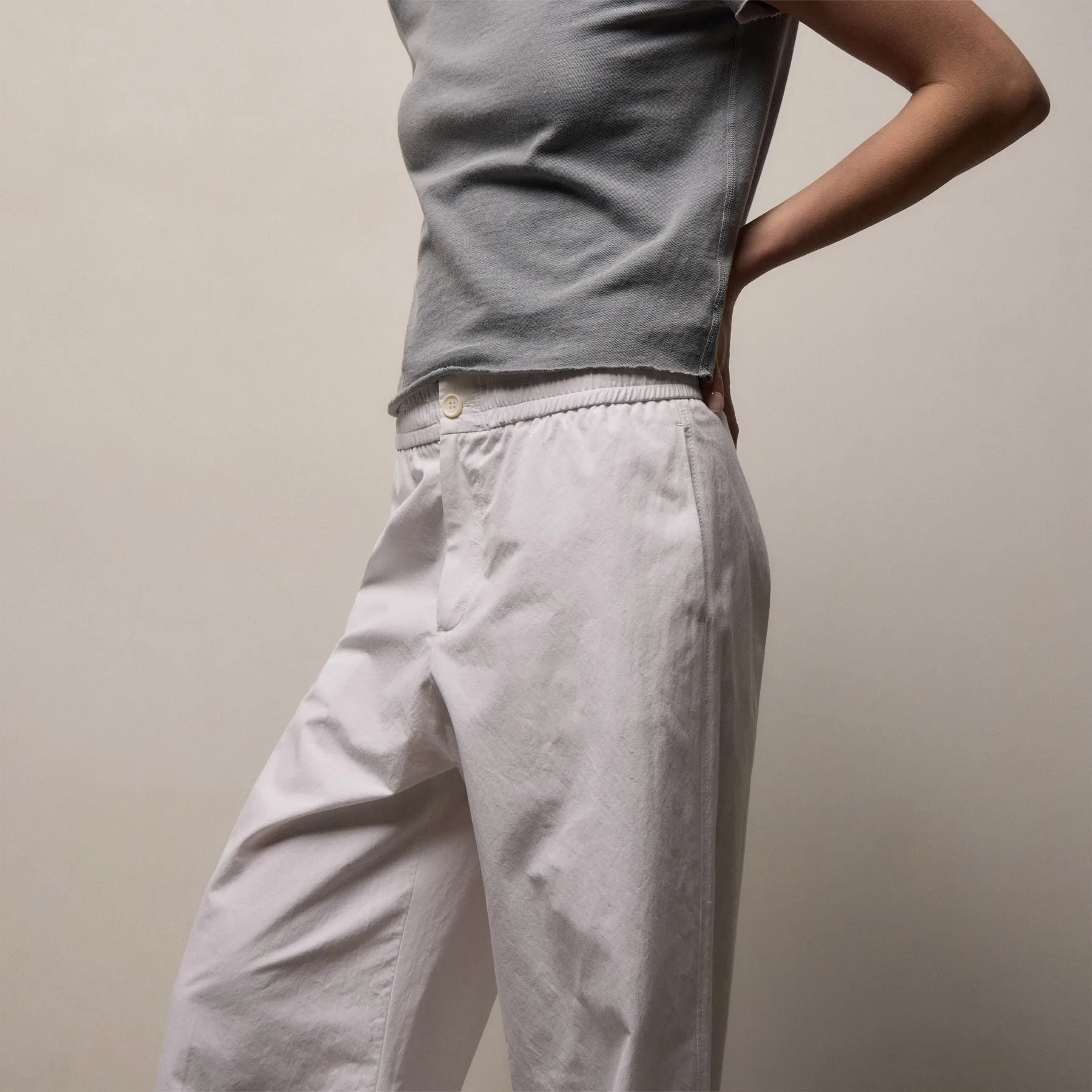 Italian Heavy Poplin Relaxed Pant - White sold by James Perse product image thumbnail 4