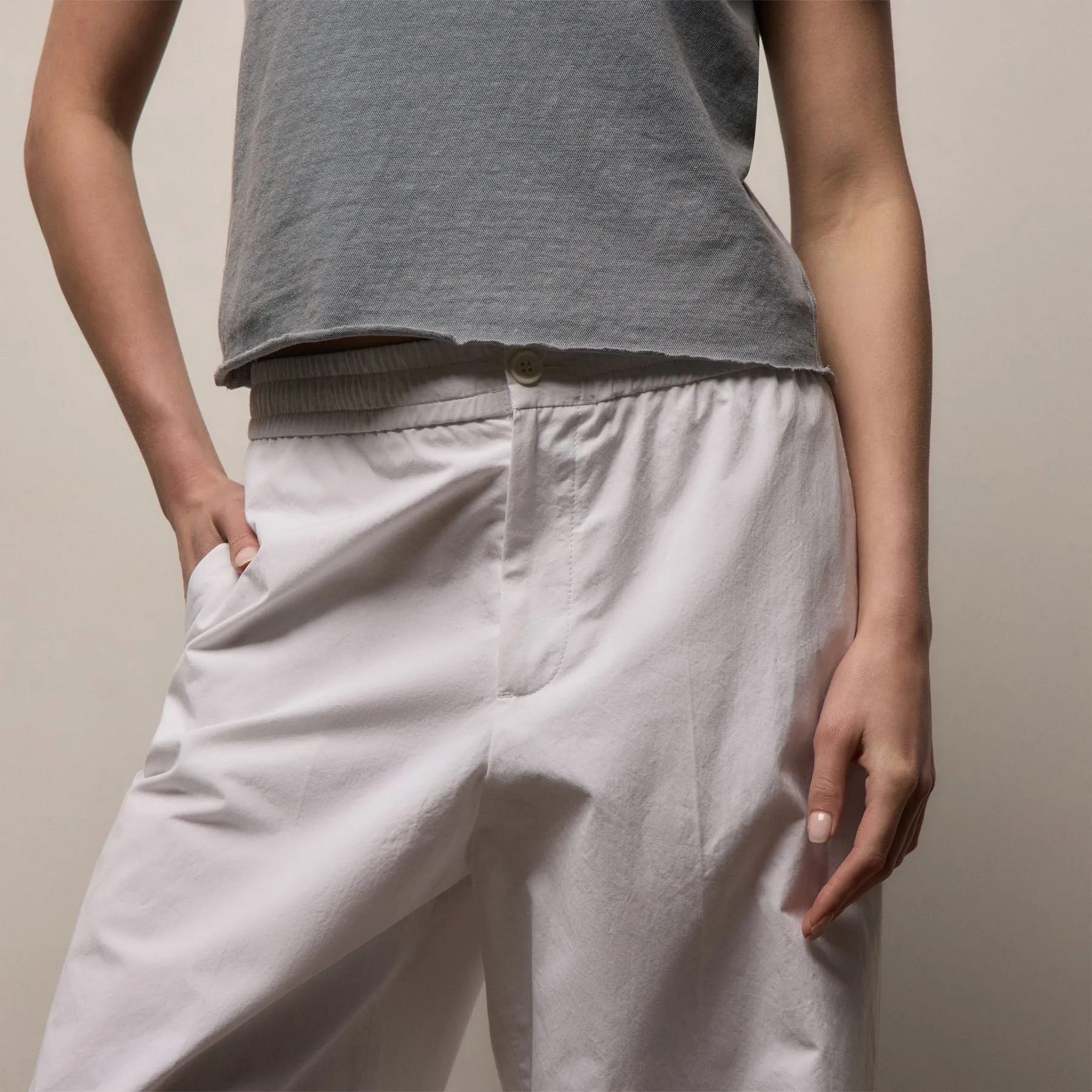 Italian Heavy Poplin Relaxed Pant - White sold by James Perse product image thumbnail 3