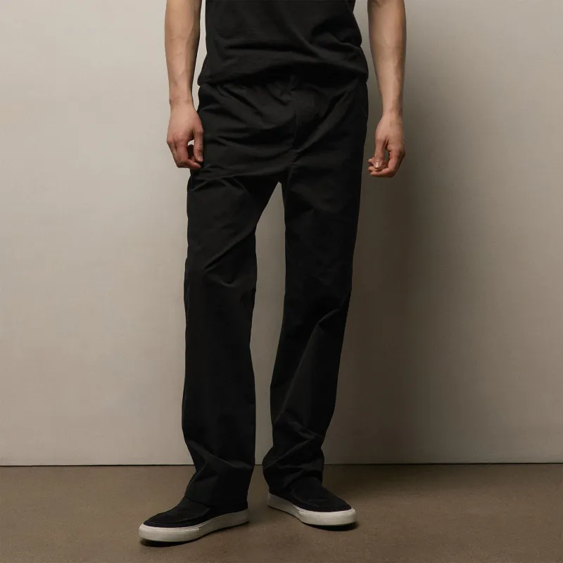 Italian Heavy Poplin Trouser - Black made by James Perse