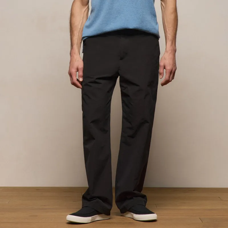Italian Heavy Poplin Clean Front Trouser - Black made by James Perse