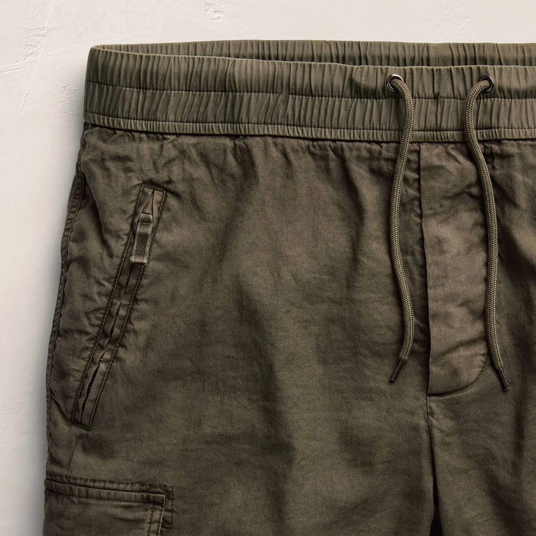 Parachute Linen Cotton Cargo Short - Army Green Pigment sold by James Perse product image thumbnail 5