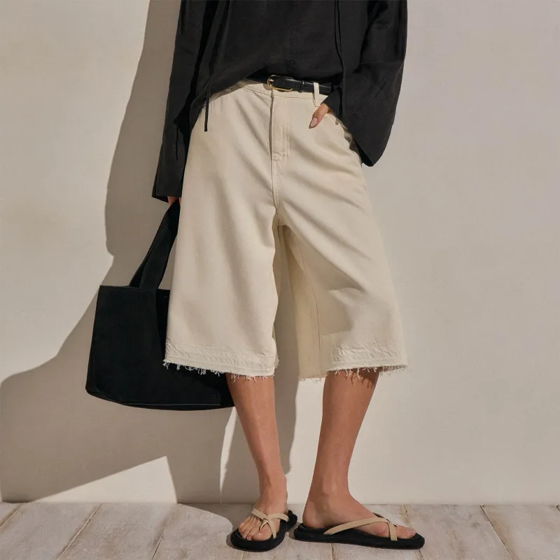 Denim Wide Leg Bermuda Short - Ecru made by James Perse