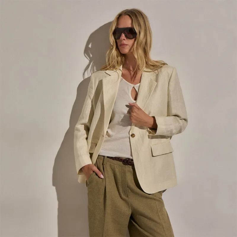 Crinkle Linen Relaxed Blazer - Ecru made by James Perse