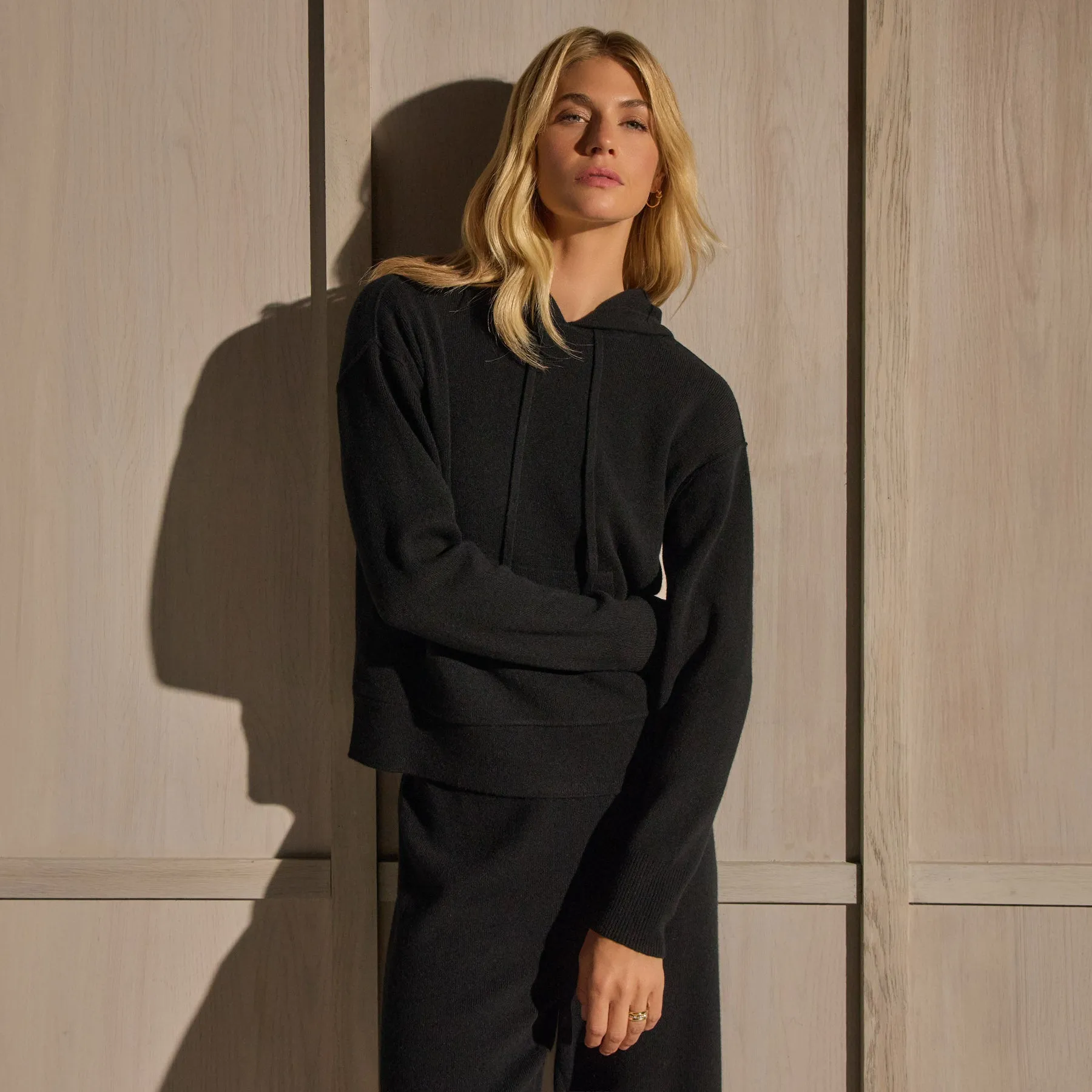Cashmere Hoodie - Black sold by James Perse