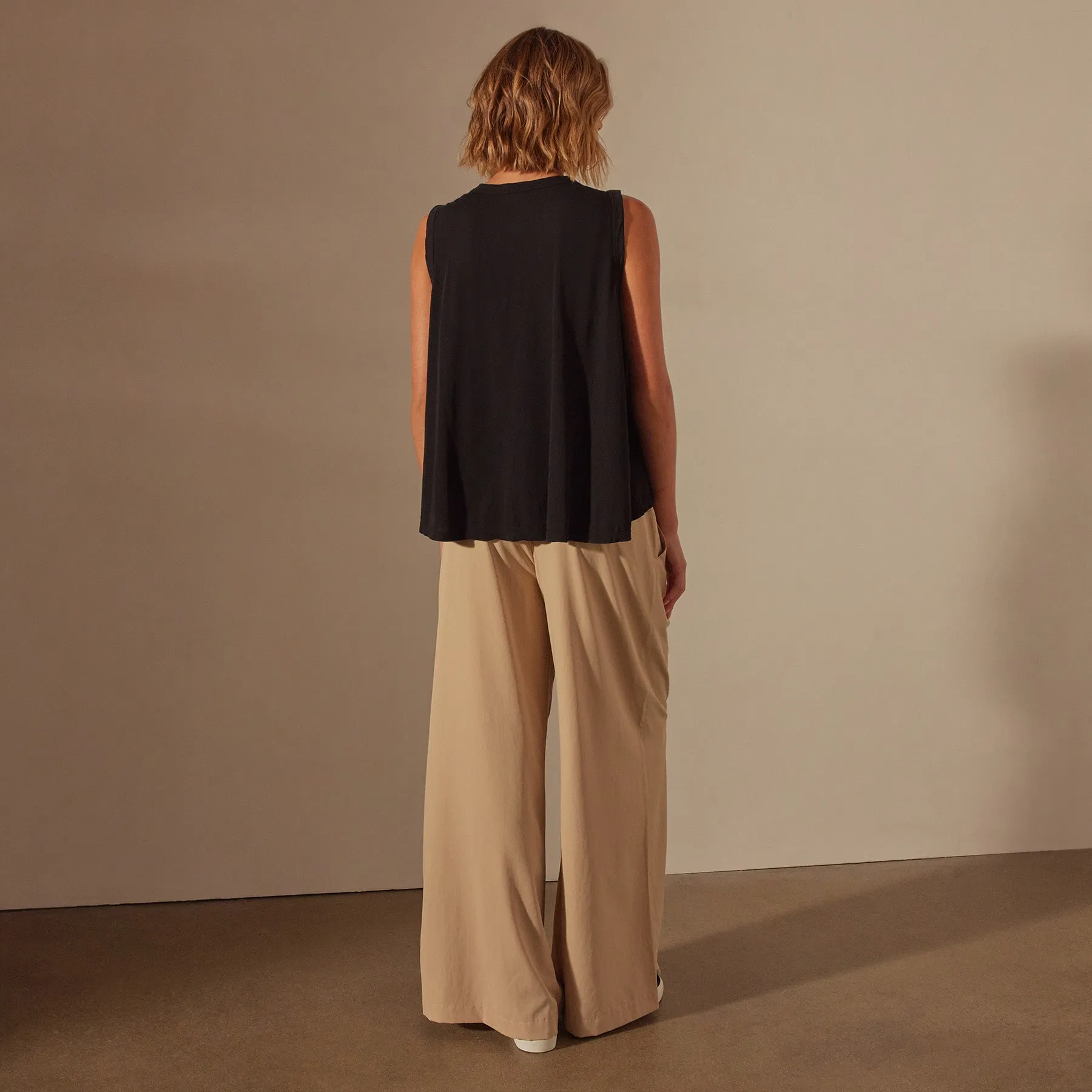 Fine Gauge A Line Tank - Black sold by James Perse product image thumbnail 4