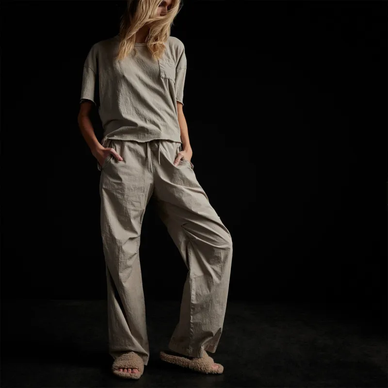 Parachute Pant - String Pigment sold by James Perse