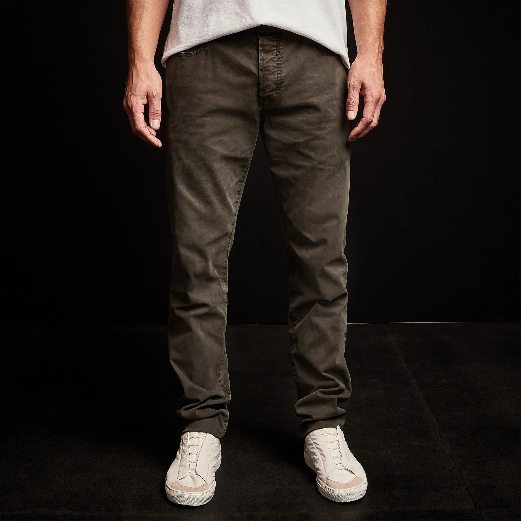 Brushed Twill 5 Pocket Pant - Dark Olive Pigment sold by James Perse product image thumbnail 4