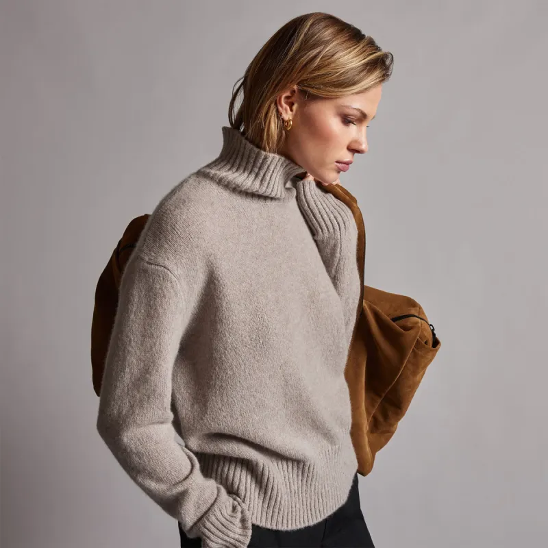 Mid Gauge Funnel Neck Sweater - Silver Wheat sold by James Perse