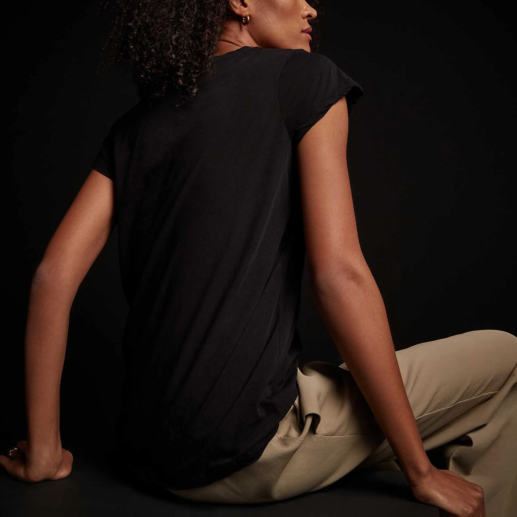 High Gauge Deep V Tee - Black sold by James Perse product image thumbnail 3