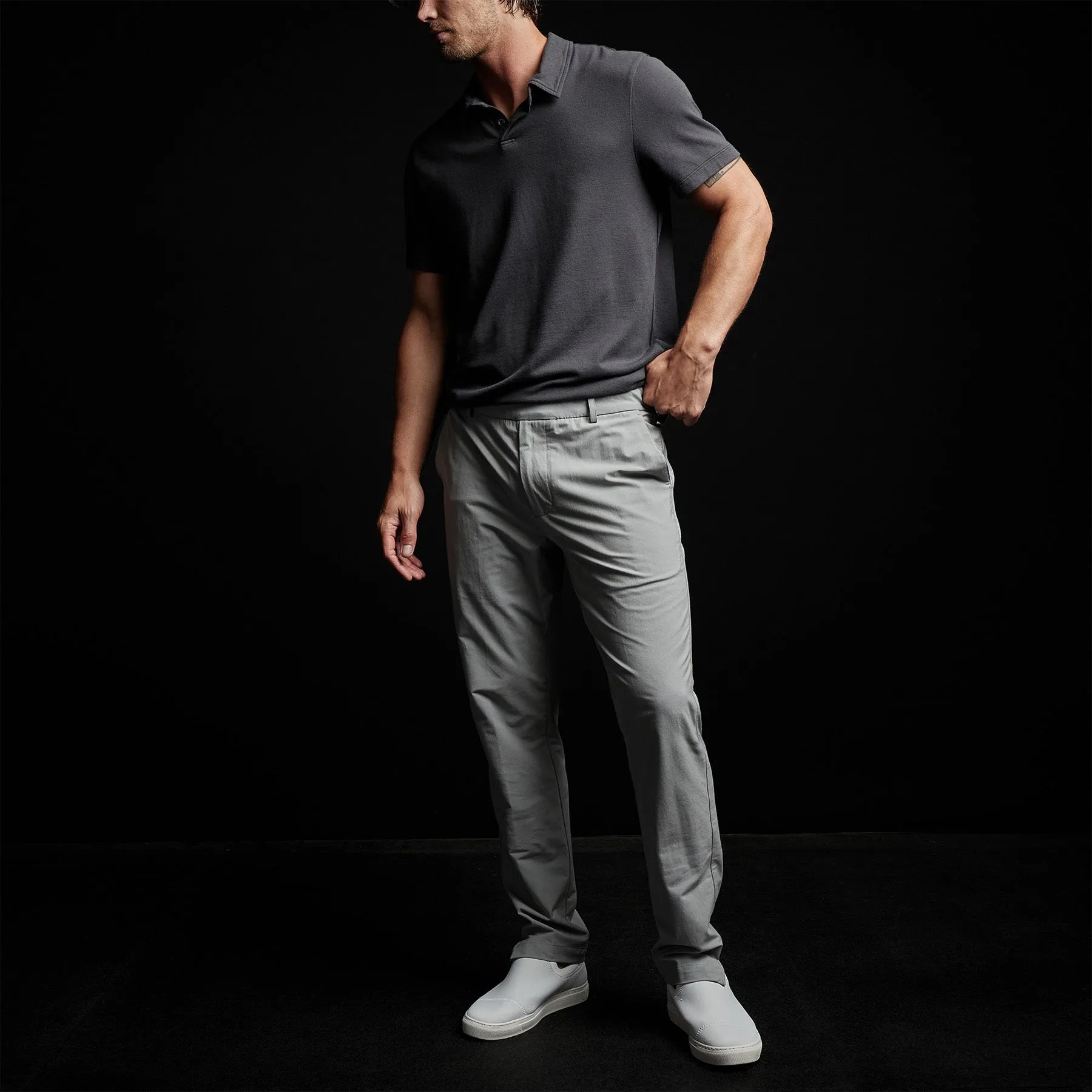 Performance Trouser - Dove sold by James Perse