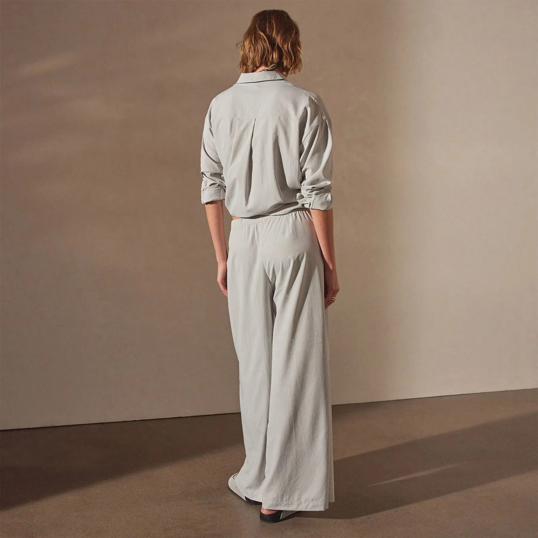 Lightweight Matte Satin Wide Leg Pant - Salt sold by James Perse product image thumbnail 3