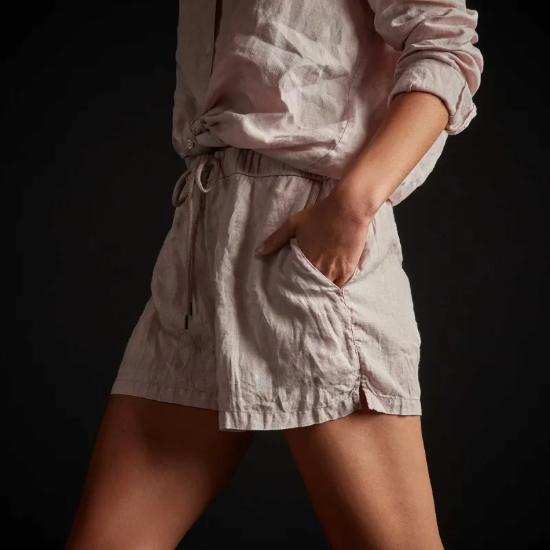 Lightweight Linen Short - Resin Pigment sold by James Perse