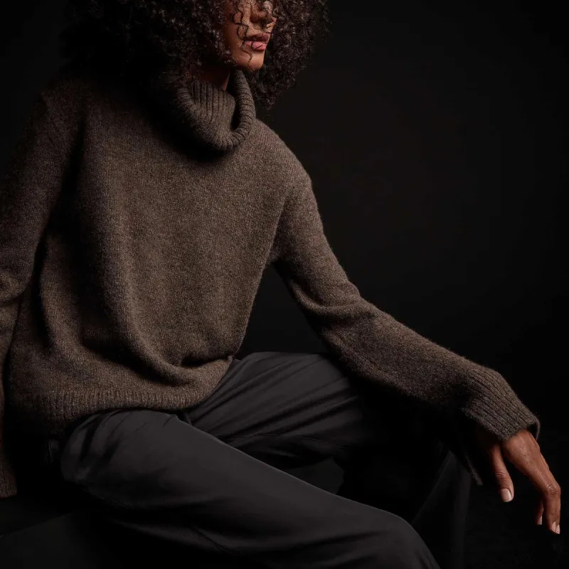 Lightweight Cashmere Turtleneck Sweater - Bark sold by James Perse