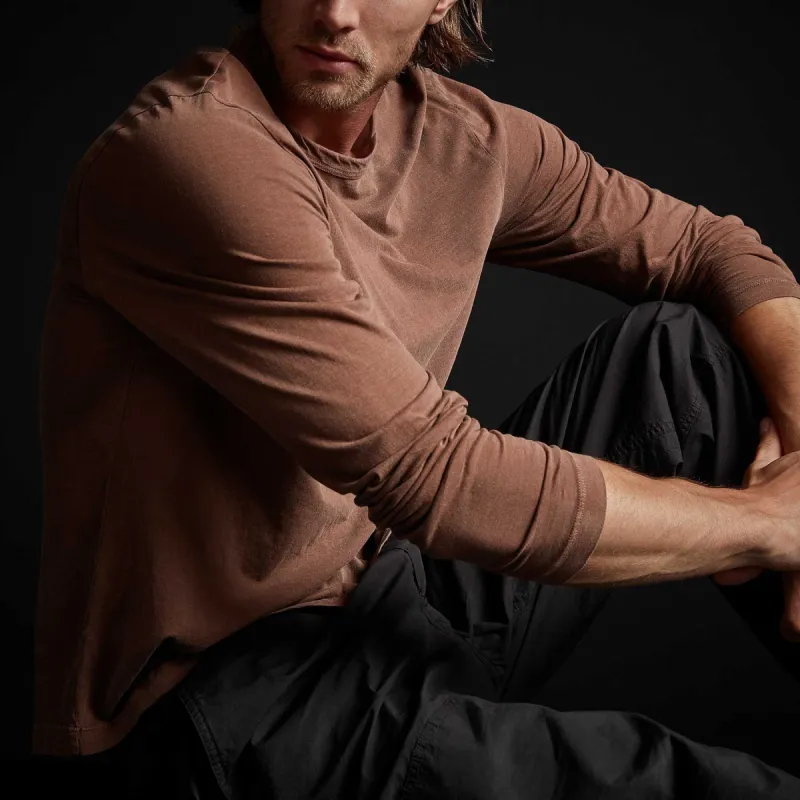 Shirttail Hem Crew - Malt Pigment made by James Perse