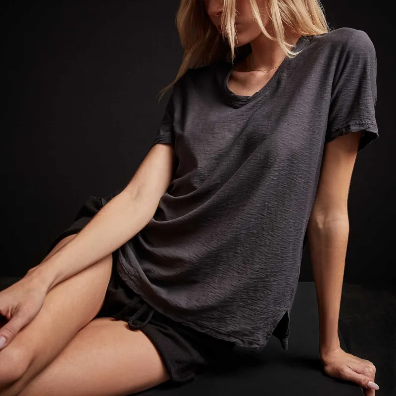 Slub Jersey Soft V Tee - Magma sold by James Perse