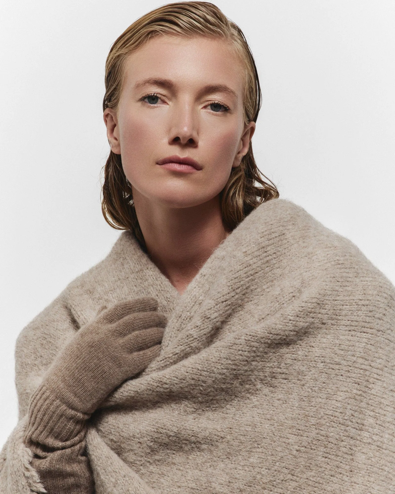 Cashmere Gloves sold by Janessa Leone product image thumbnail 3