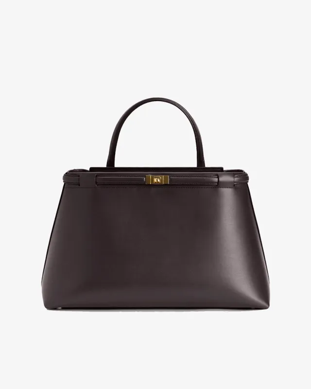 Leoné Bag made by Janessa Leone