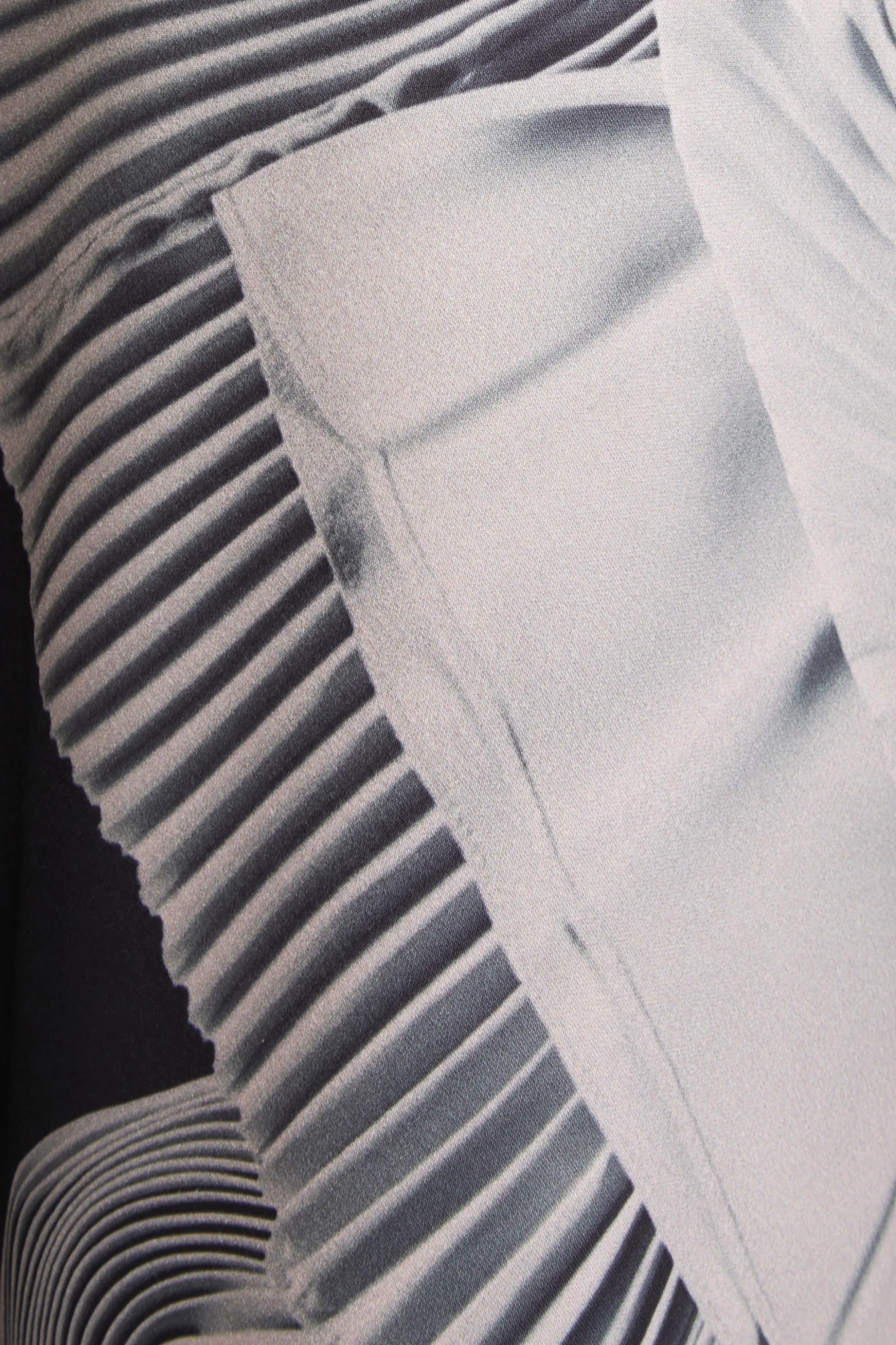 DANCING PLEAT PRINTED DOUBLE-FACE SATIN STRAIGHT-LEG sold by Jason Wu product image thumbnail 5