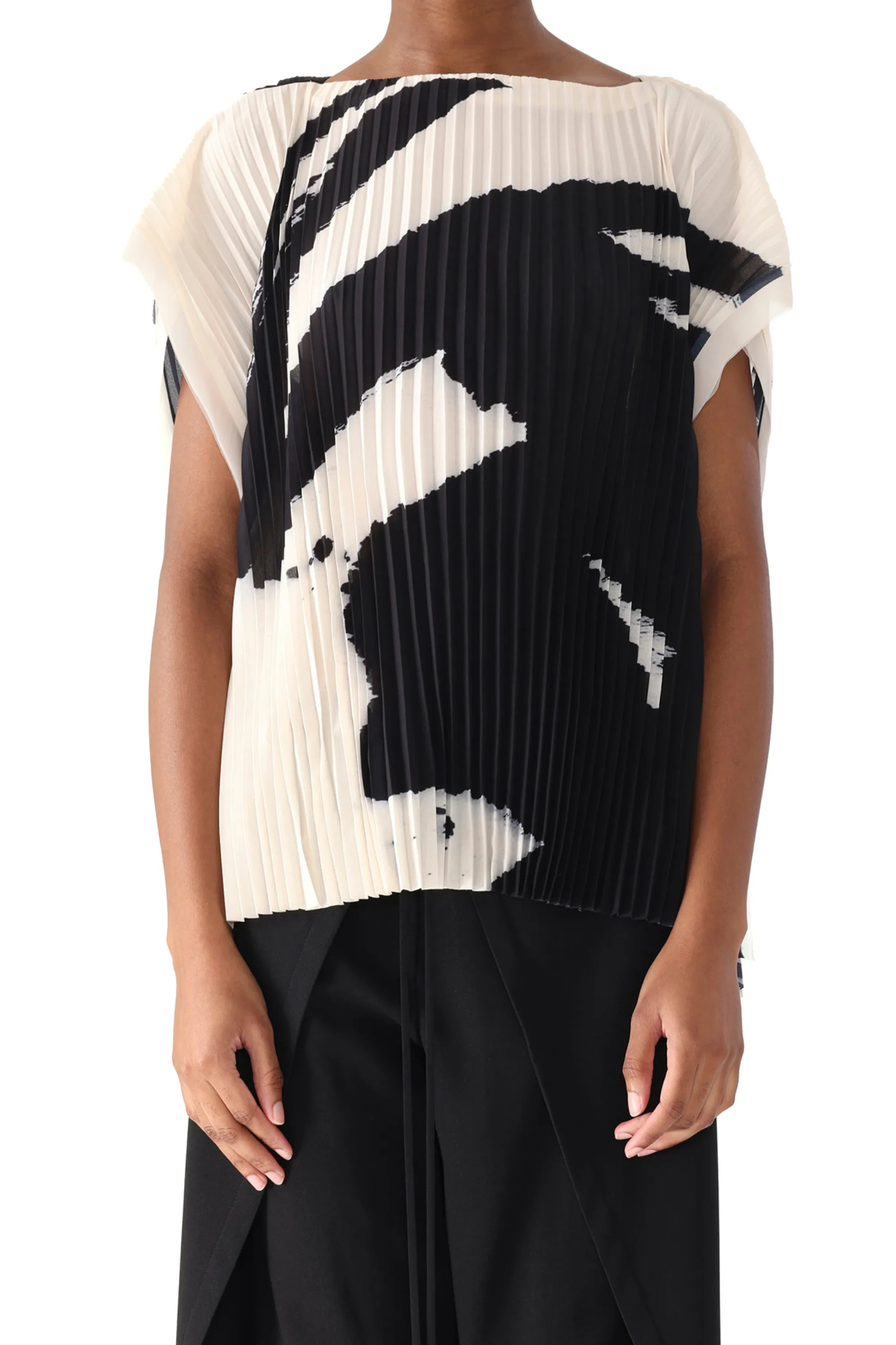 BOATNECK PLEATED SQUARE TOP WITH ARTWORK BY TONG YANG TZE sold by Jason Wu