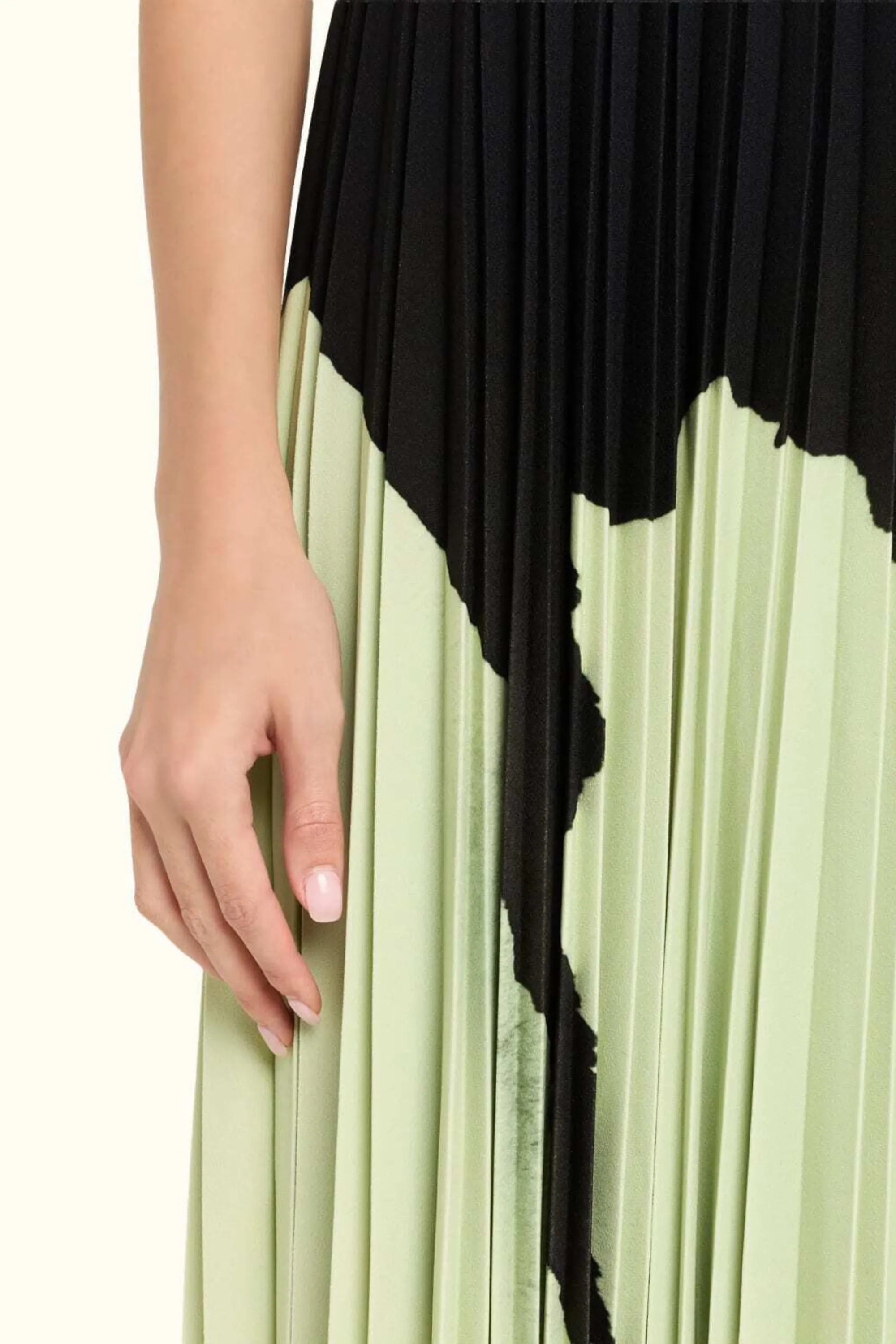 WATERCOLOR FLORAL MATTE CREPE PLEATED DRESS sold by Jason Wu product image thumbnail 4