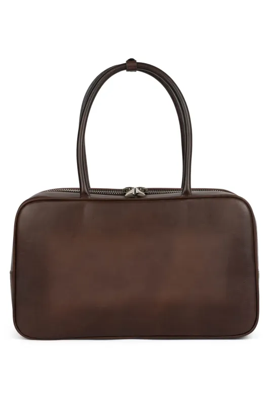 TRUANT sold by Jeffrey Campbell