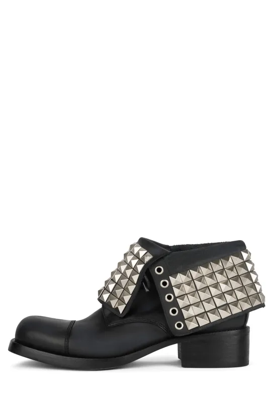 L-E-S made by Jeffrey Campbell