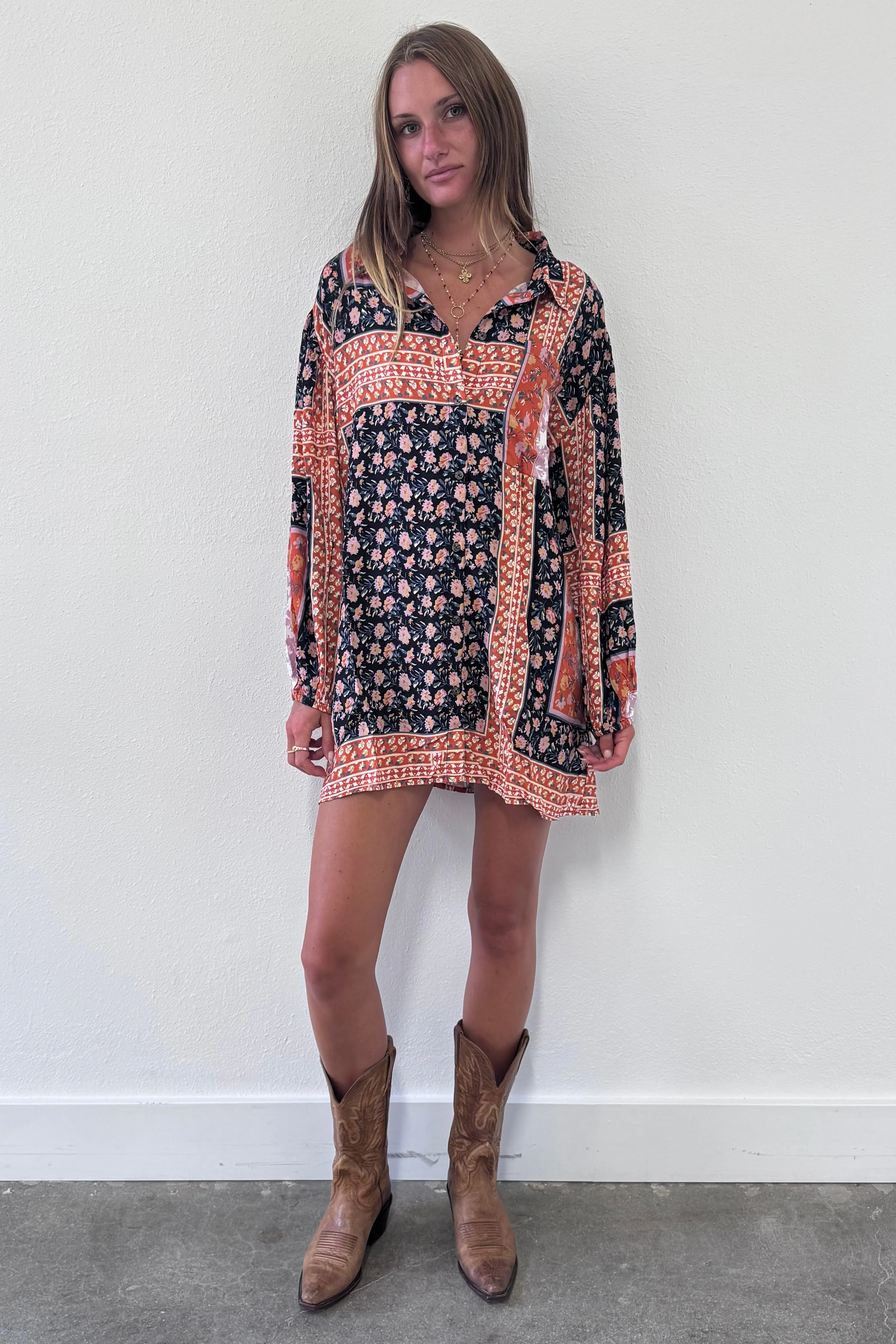 Roma Lockhart Tunic sold by Jen's Pirate Booty product image thumbnail 4