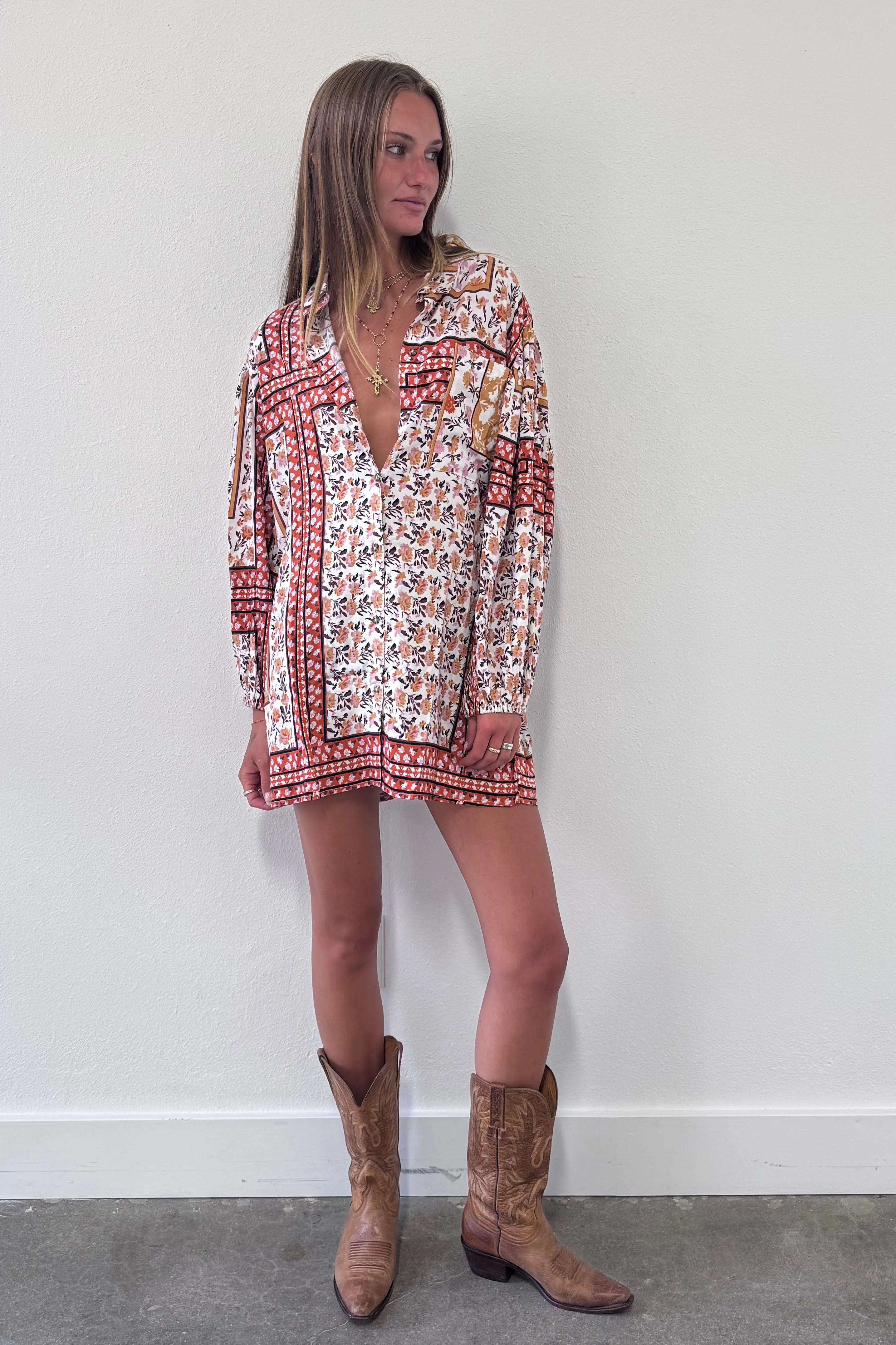 Roma Lockhart Tunic sold by Jen's Pirate Booty product image thumbnail 2