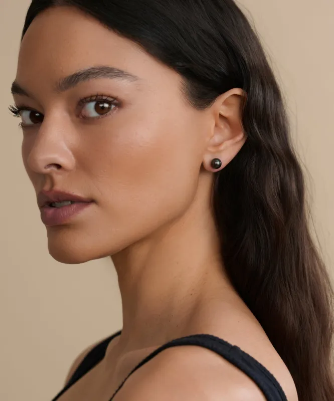 Medium Loren Pearl Studs sold by Jenni Kayne