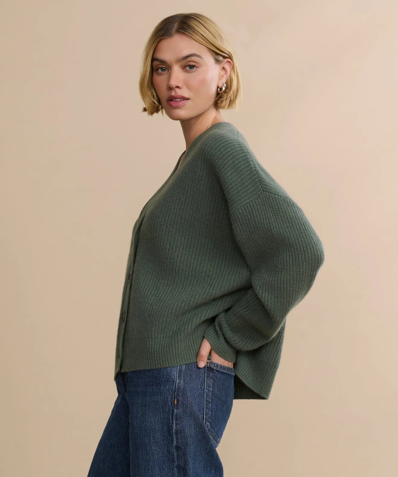Cropped Cashmere Cocoon Cardigan sold by Jenni Kayne product image thumbnail 4