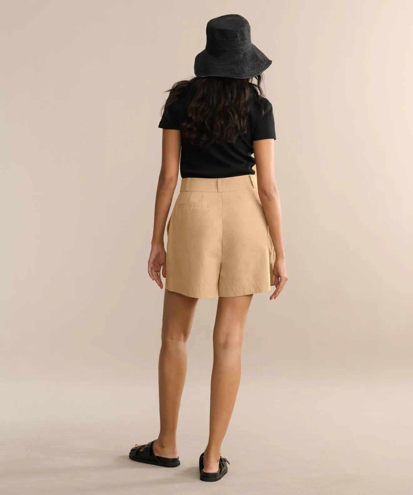 Newport Short sold by Jenni Kayne product image thumbnail 3