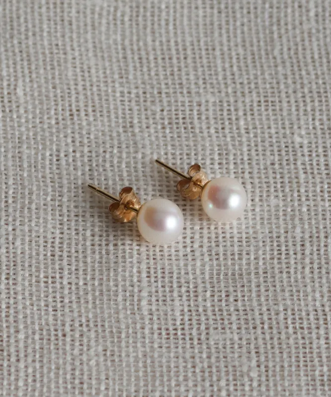 Medium Loren Pearl Studs sold by Jenni Kayne