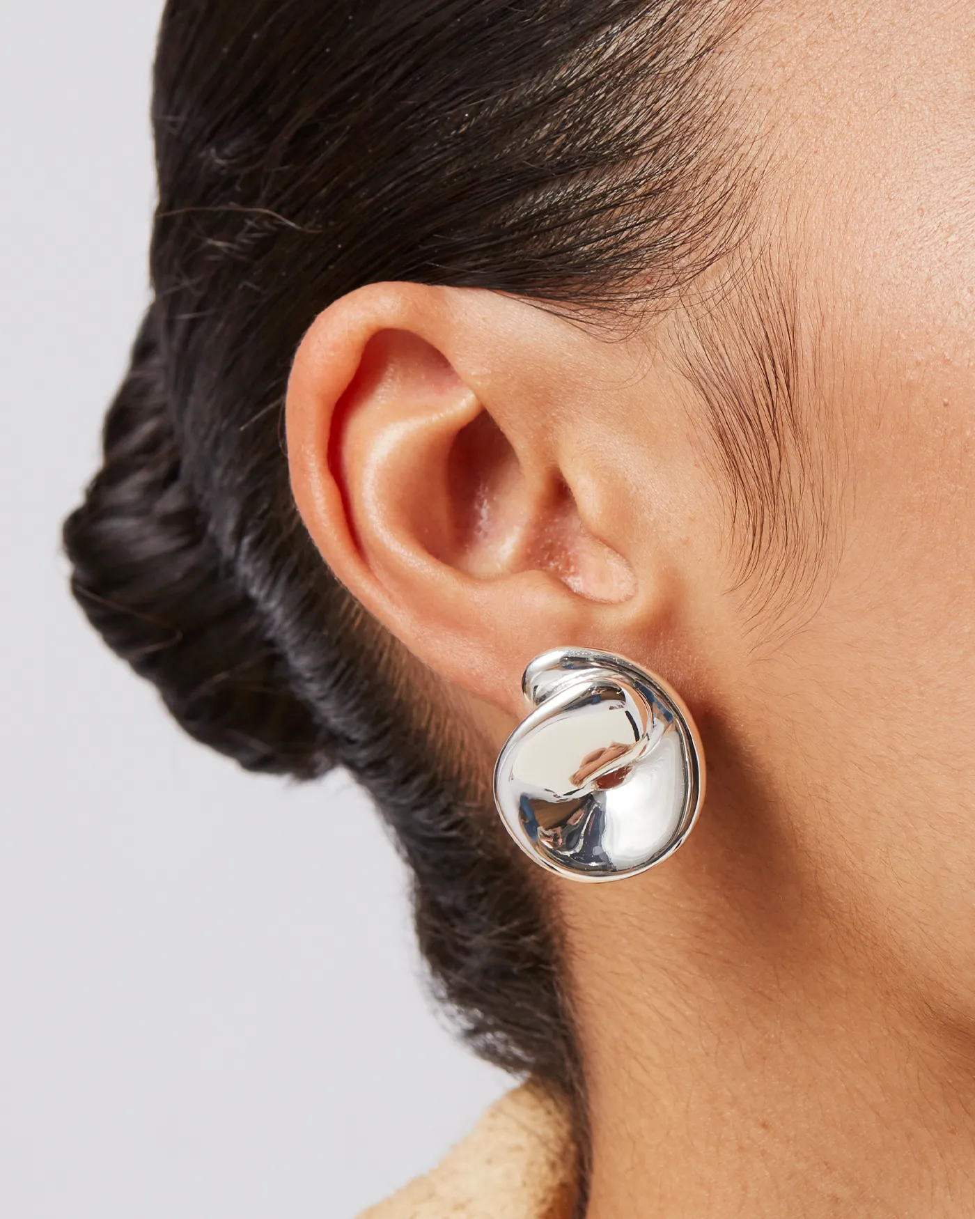 Rio Button Earrings sold by JENNY BIRD product image thumbnail 3