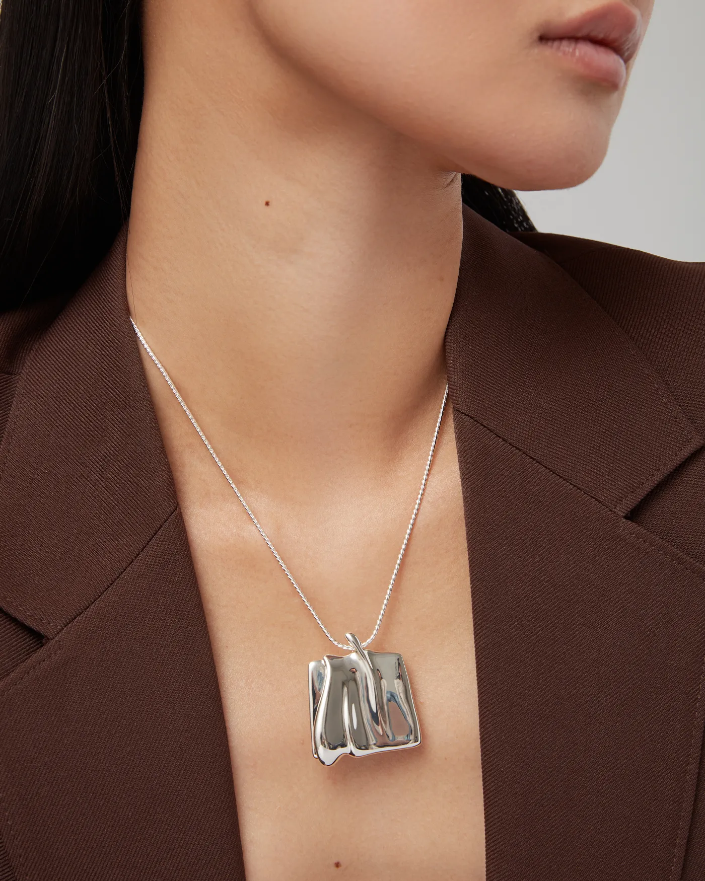 Large Sundra Pendant Necklace sold by JENNY BIRD product image thumbnail 4