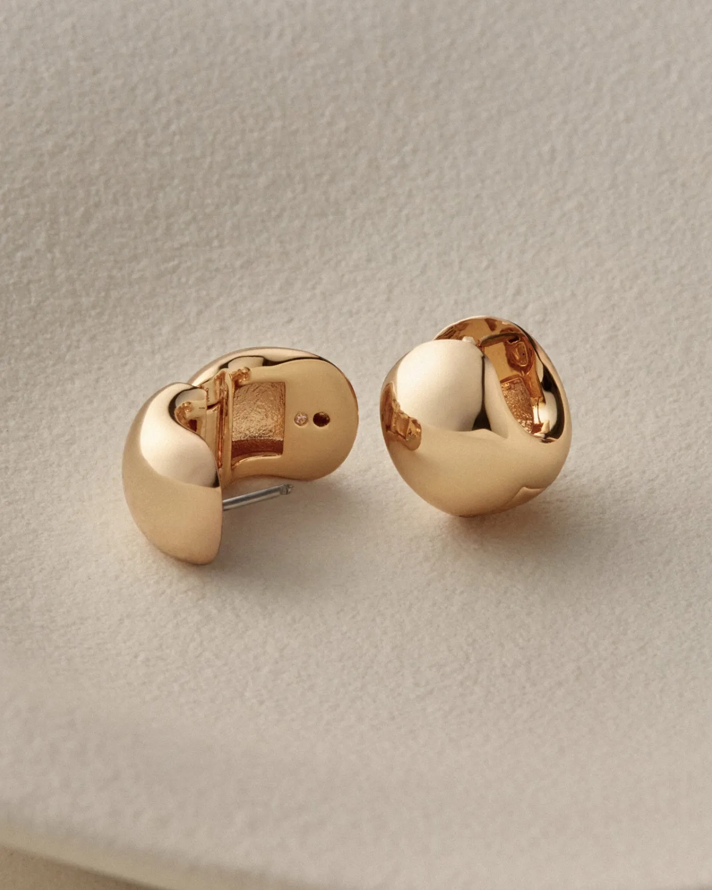 Mini Gemma Hoop Earrings sold by JENNY BIRD product image thumbnail 3