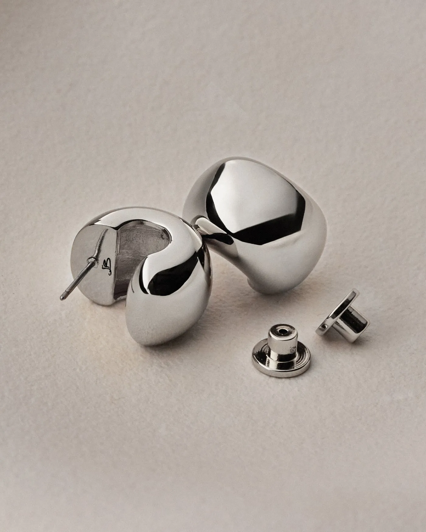Small Gemma Hoop Earrings sold by JENNY BIRD product image thumbnail 3