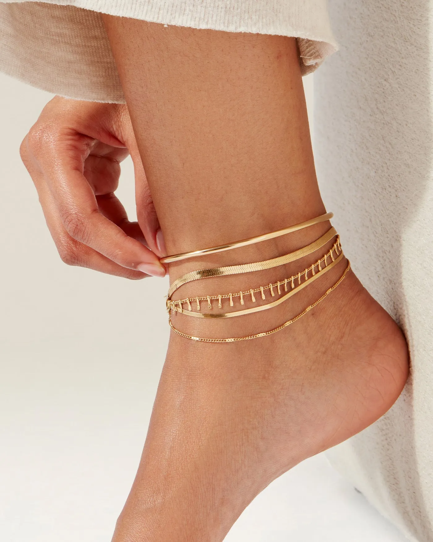 The Statement Anklet Stack sold by JENNY BIRD product image thumbnail 3