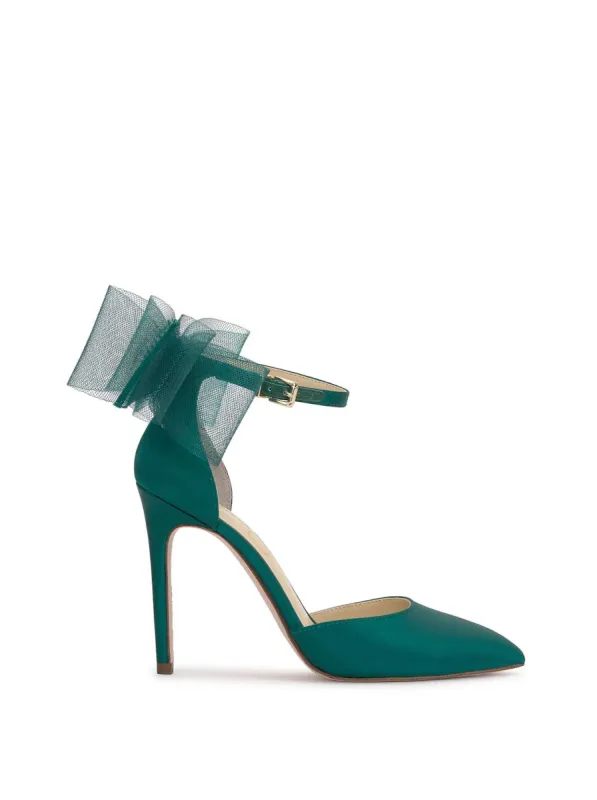 Phindies Pump in Green sold by Jessica Simpson