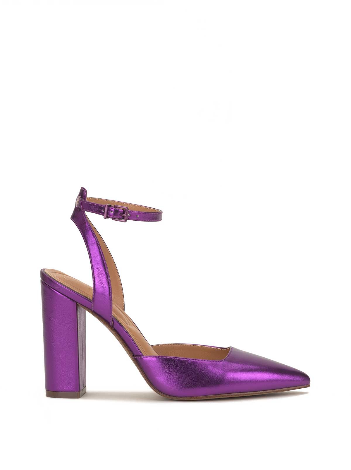 Nazela Pump in Purple sold by Jessica Simpson